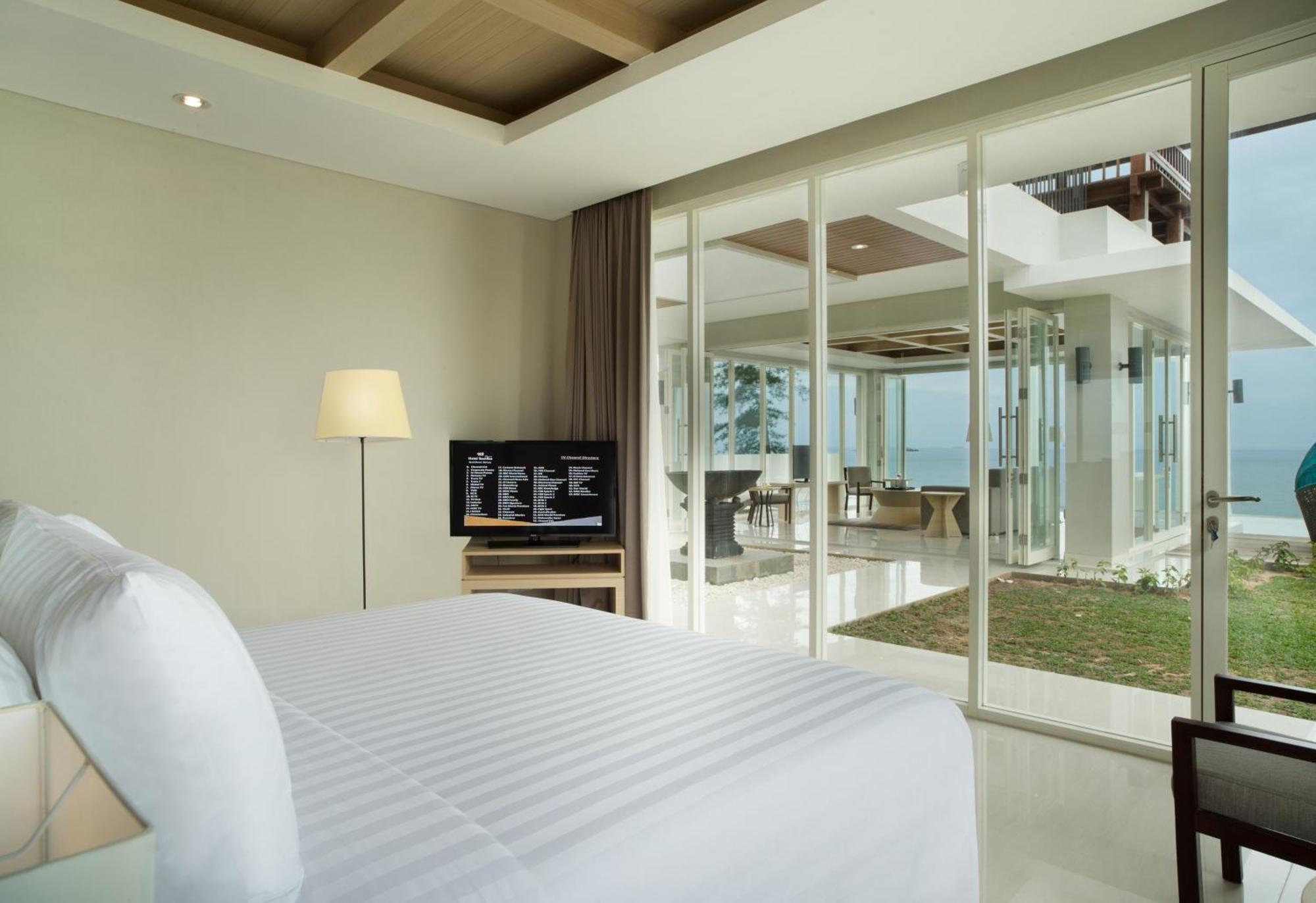 Hotel Santika Premiere Beach Resort Belitung Sijuk Extérieur photo