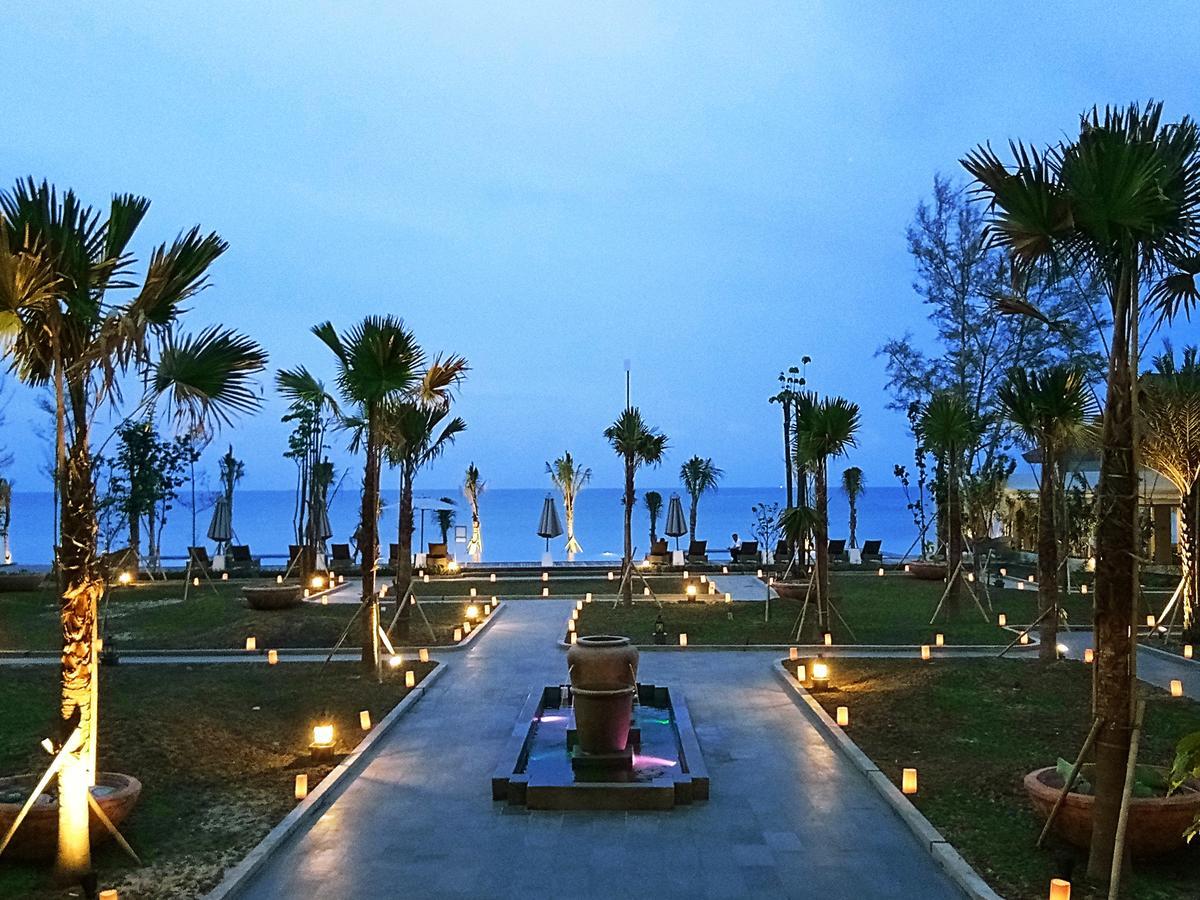 Hotel Santika Premiere Beach Resort Belitung Sijuk Extérieur photo
