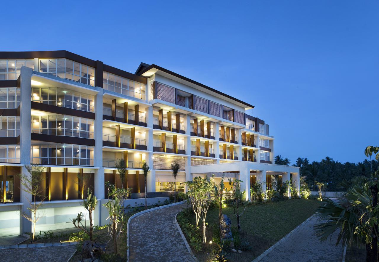 Hotel Santika Premiere Beach Resort Belitung Sijuk Extérieur photo